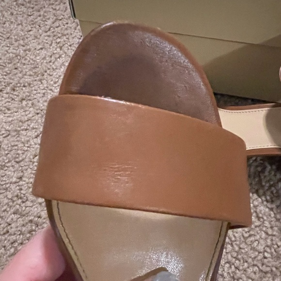 MK Shoes - Picture 4 of 5